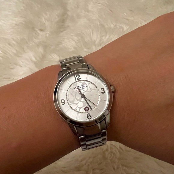 Coach watch with date - Picture 2 of 5